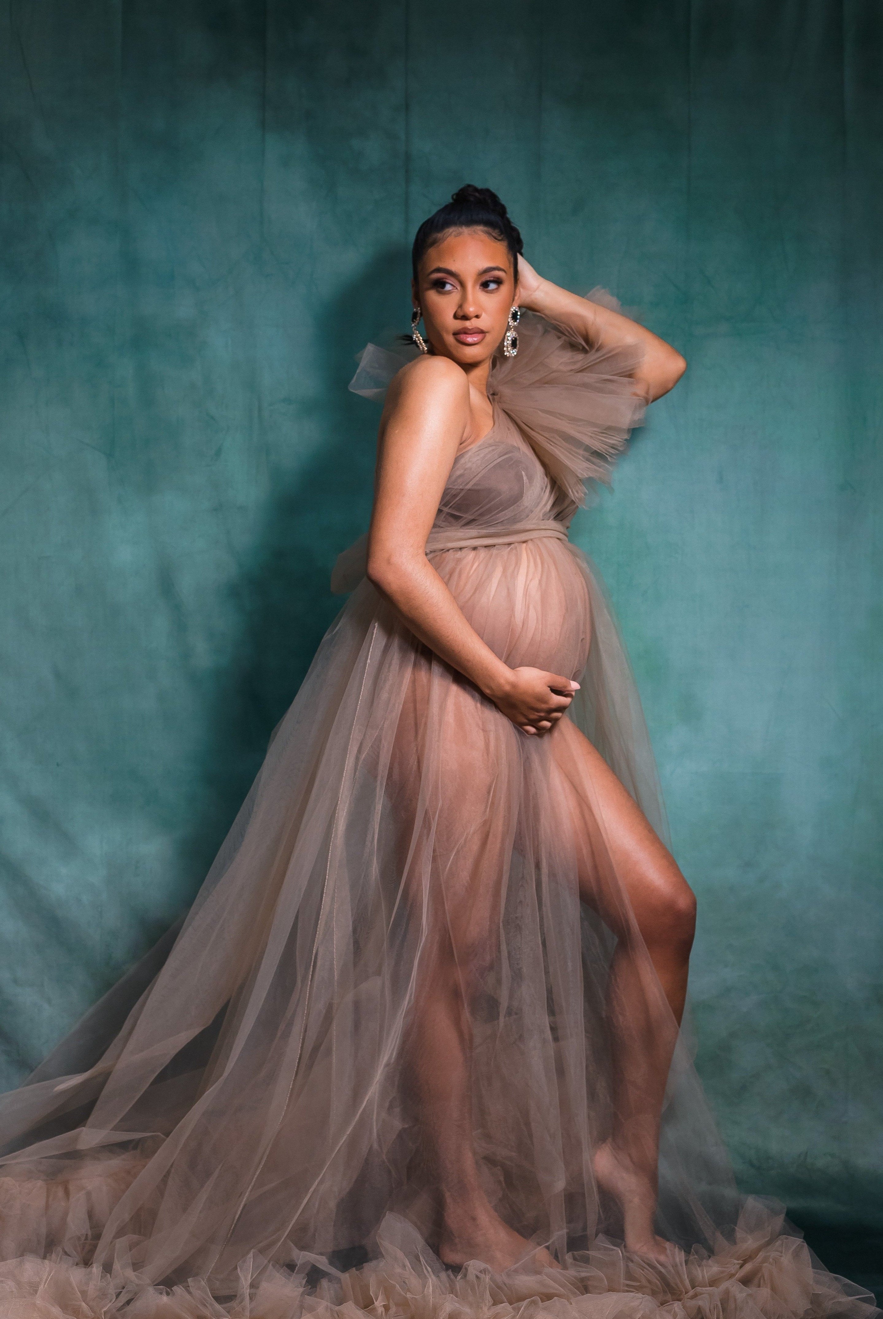Chrissie Maternity Robe - Eptá Maternity Rentals